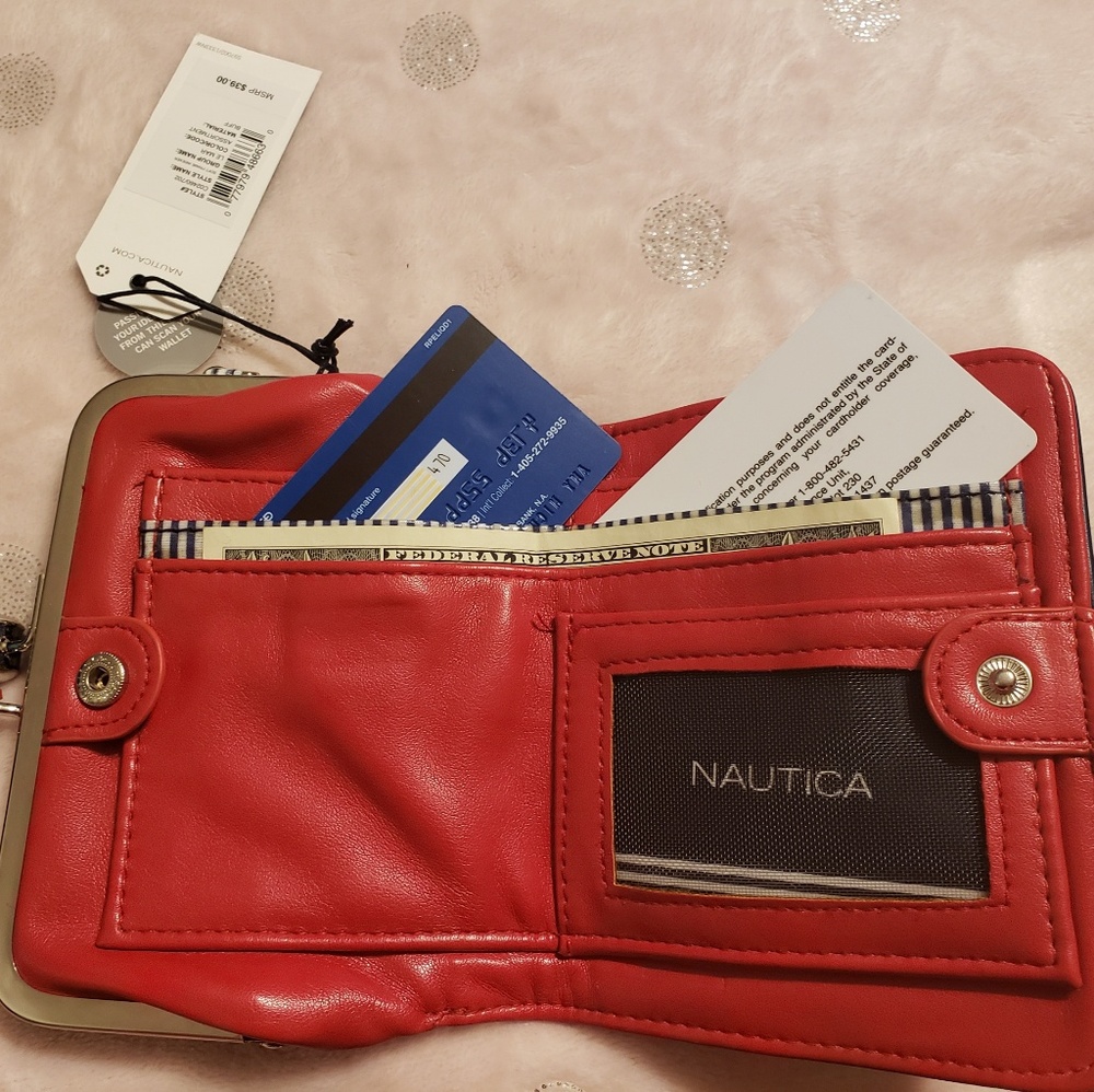 NWT Nautica ladies wallet